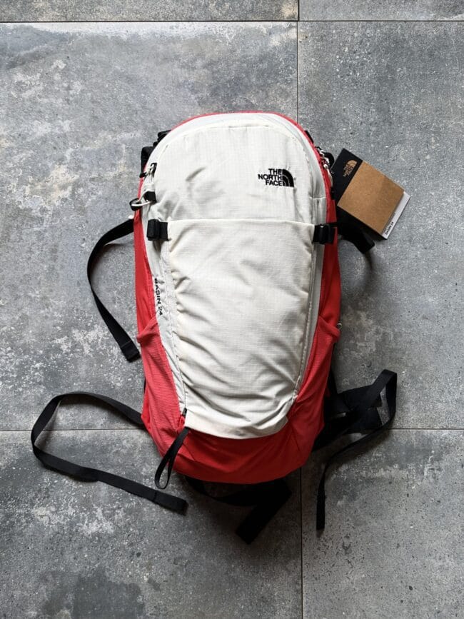 Bolso The North Face / 24 Litros / Rojo-Blanco